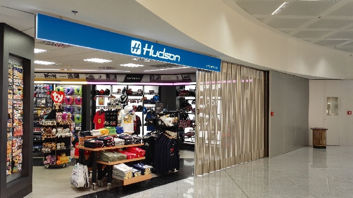 Protector sliding folding shutter FoldingPack®. Closure for Airport commercial areas